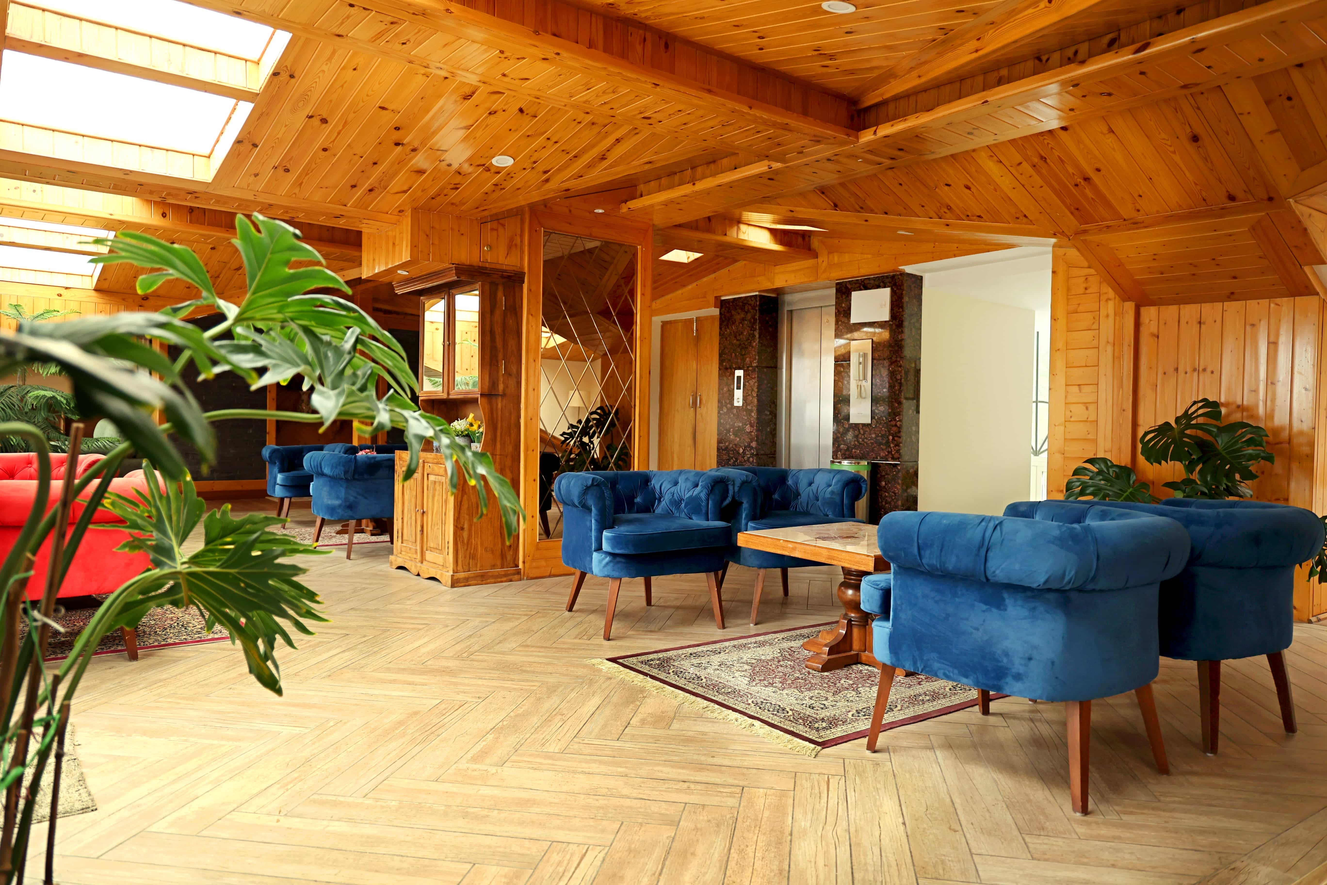 Terrace Lounge